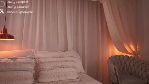 Emily Campbell online show from November 18, 7:04 pm