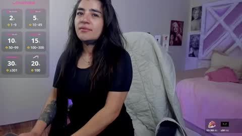 emilayton_ online show from September 15, 7:43 pm