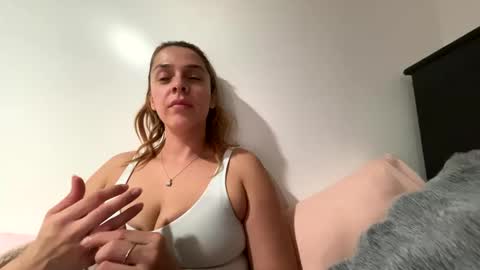 emilelovesyou online show from October 14, 6:16 am