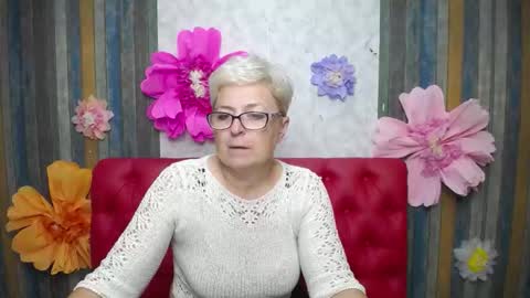 EmiliaGree online show from September 13, 6:27 pm