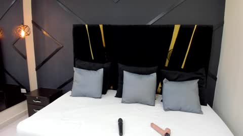 Emillie online show from December 27, 5:26 pm