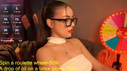  Emiliya  online show from September 21, 1:43 pm