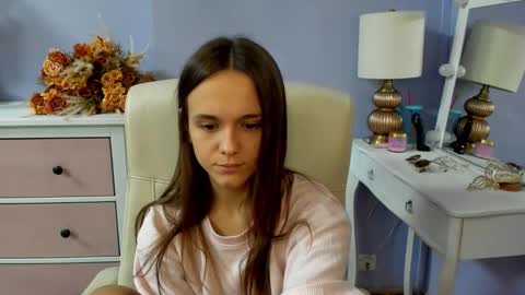 Emilly online show from February 26, 9:08 am