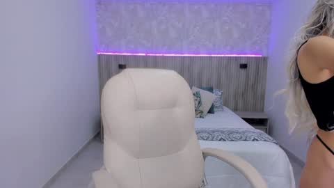 Emily online show from February 2, 11:51 am