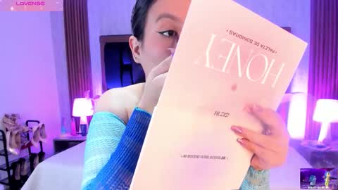 Emily online show from October 16, 5:21 am