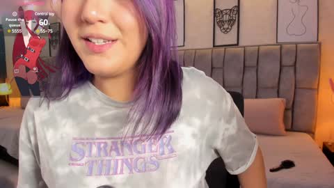 Emily online show from February 2, 5:21 am