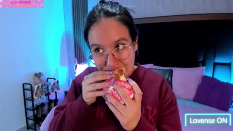 Emily online show from October 14, 4:15 am