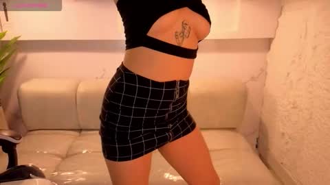 Emily  tp 700am - 1400pm online show from February 28, 1:21 pm