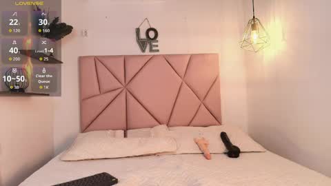 Emily Burton online show from April 10, 12:22 pm