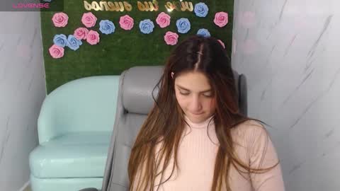 emily_cooper_t online show from October 29, 3:33 am