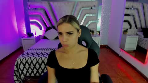 Emily online show from January 28, 10:34 am