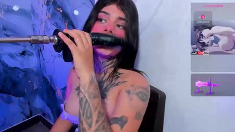 emily_evol online show from March 28, 12:04 pm