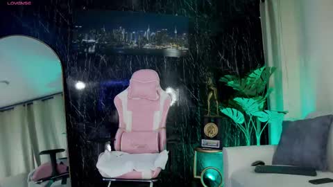 Emily foxx01 online show from September 15, 10:17 pm