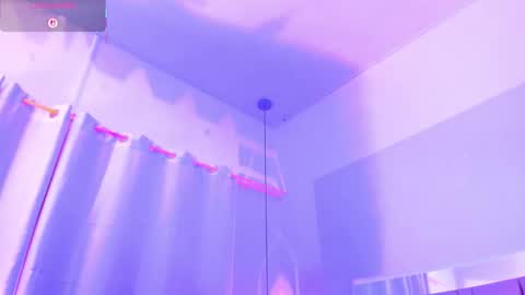 Emi  online show from December 13, 7:53 pm