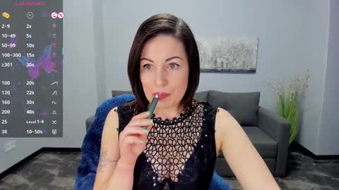 Emily online show from February 28, 5:48 pm