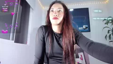emily_palmeer online show from December 15, 9:58 am