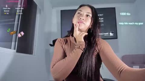 emily_palmeer online show from March 13, 10:05 am