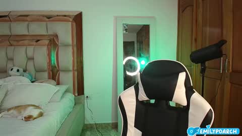 emily online show from March 1, 10:20 pm