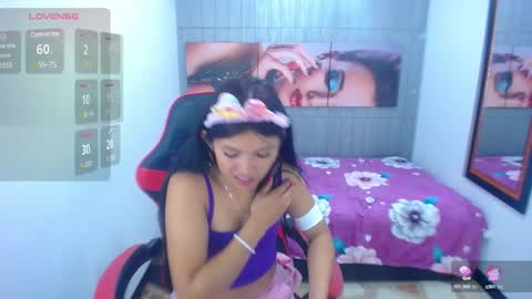       online show from February 26, 12:49 pm