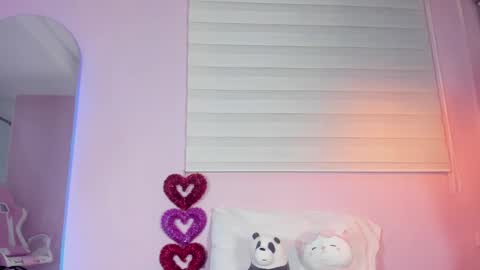 Emily online show from March 7, 12:34 pm