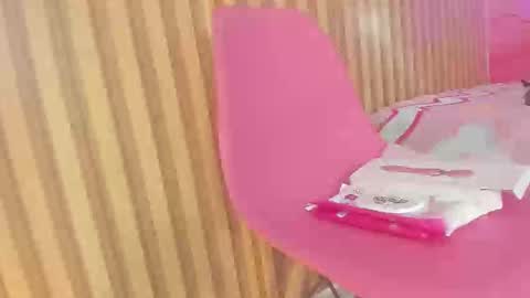 emily_velvet_ online show from March 28, 6:40 pm