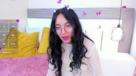 Emily Bluush online show from April 14, 7:03 pm