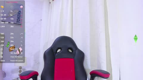 Emily online show from January 24, 3:34 pm