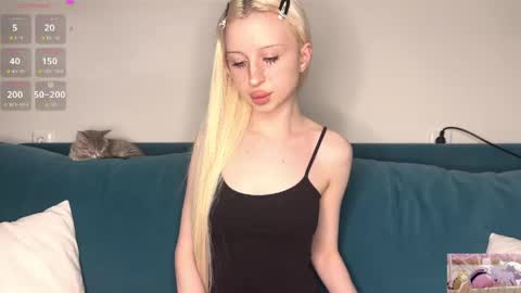 Emily online show from May 4, 7:06 pm