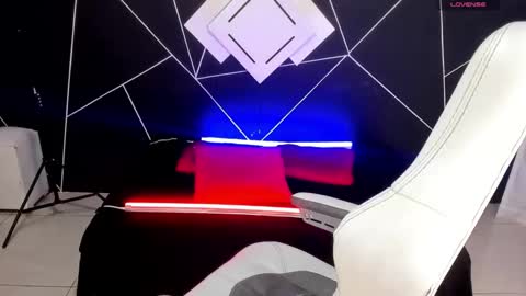 fari online show from February 10, 9:15 pm