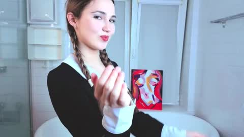 Emily online show from November 20, 7:37 pm