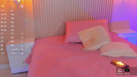 EMILY online show from October 6, 7:40 pm