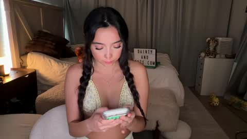 emilyfawn online show from May 31, 5:13 am