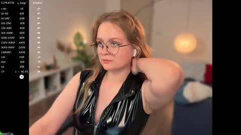 Emily  online show from October 3, 2:00 pm