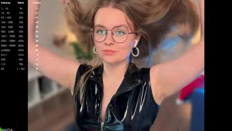 Emily  online show from January 5, 5:27 pm