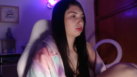 Emily Jang online show from October 9, 5:22 am