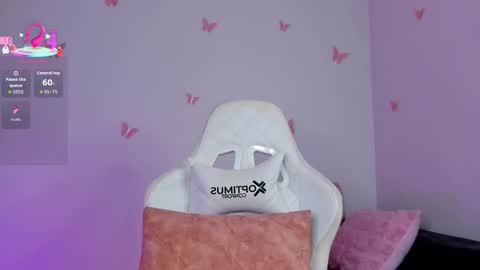 Emily  online show from October 5, 9:42 pm