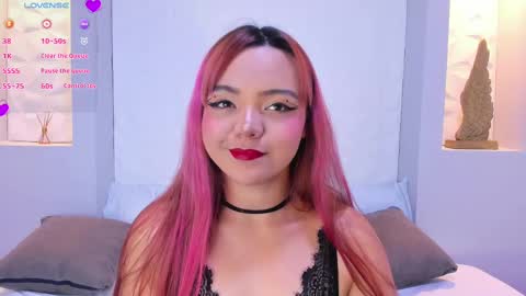 EMILY online show from February 25, 7:06 pm