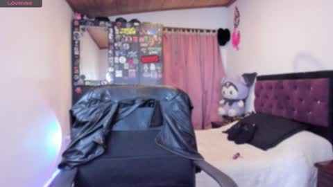  Emily Support me to have 100 likes plx online show from December 12, 7:37 pm