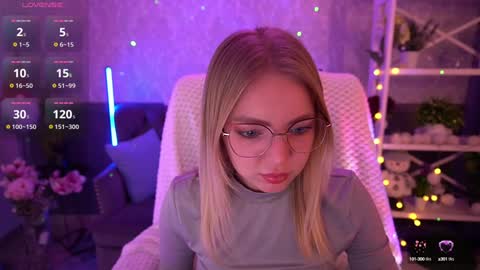  MY NAME IS Emily WELCOME EVERYONE I WILL BE HAPPY TO GIVE YOU WHAT YOU HAVE DREAMED OF FOR SO LONG online show from January 18, 9:34 pm