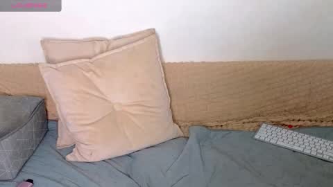 Emily wish-list  online show from March 6, 6:41 am