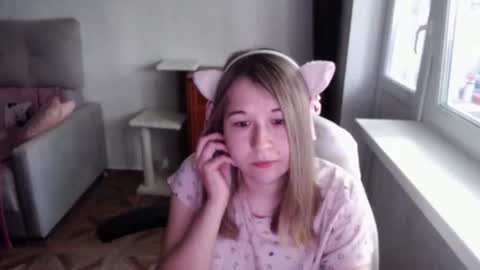 emilyway online show from June 20, 11:14 am