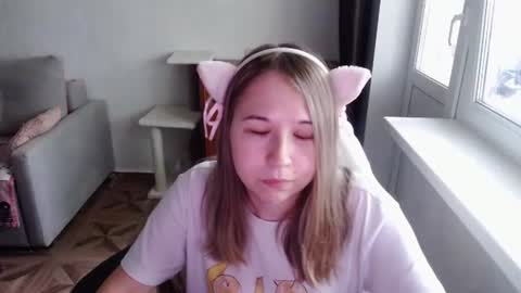 emilyway online show from July 14, 9:03 am