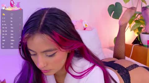 Emily Bank online show from January 13, 7:51 pm