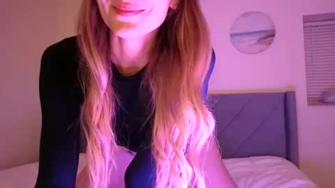 emilly online show from September 25, 2:32 am