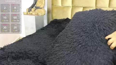 Emily online show from September 17, 9:24 pm