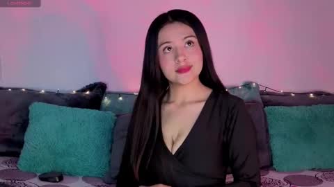 emma__smiith online show from September 15, 1:52 pm