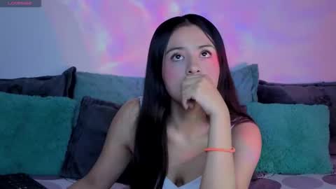 emma__smiith online show from October 10, 4:12 pm