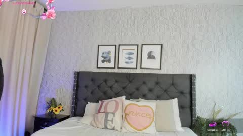 Emma online show from February 18, 12:28 pm