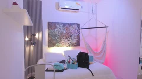 Alice online show from November 4, 12:10 pm