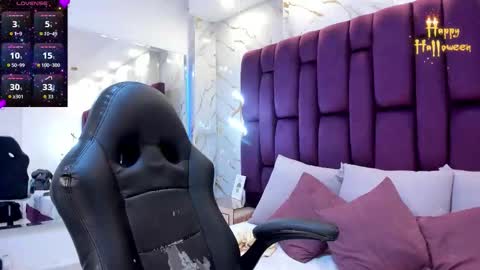 pau online show from October 19, 7:27 pm